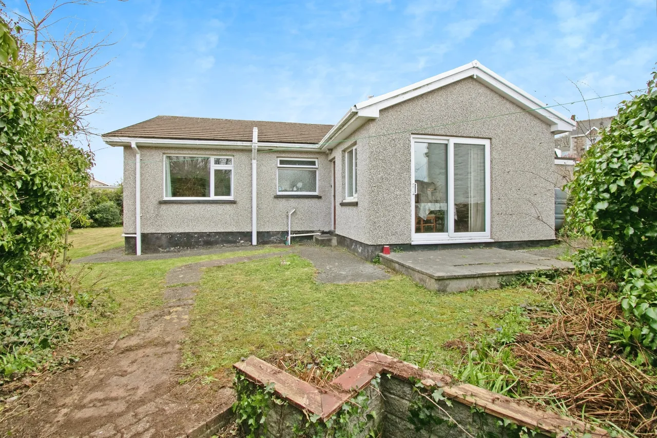 3 bed house for sale, Atlantic Close, Camborne, TR14