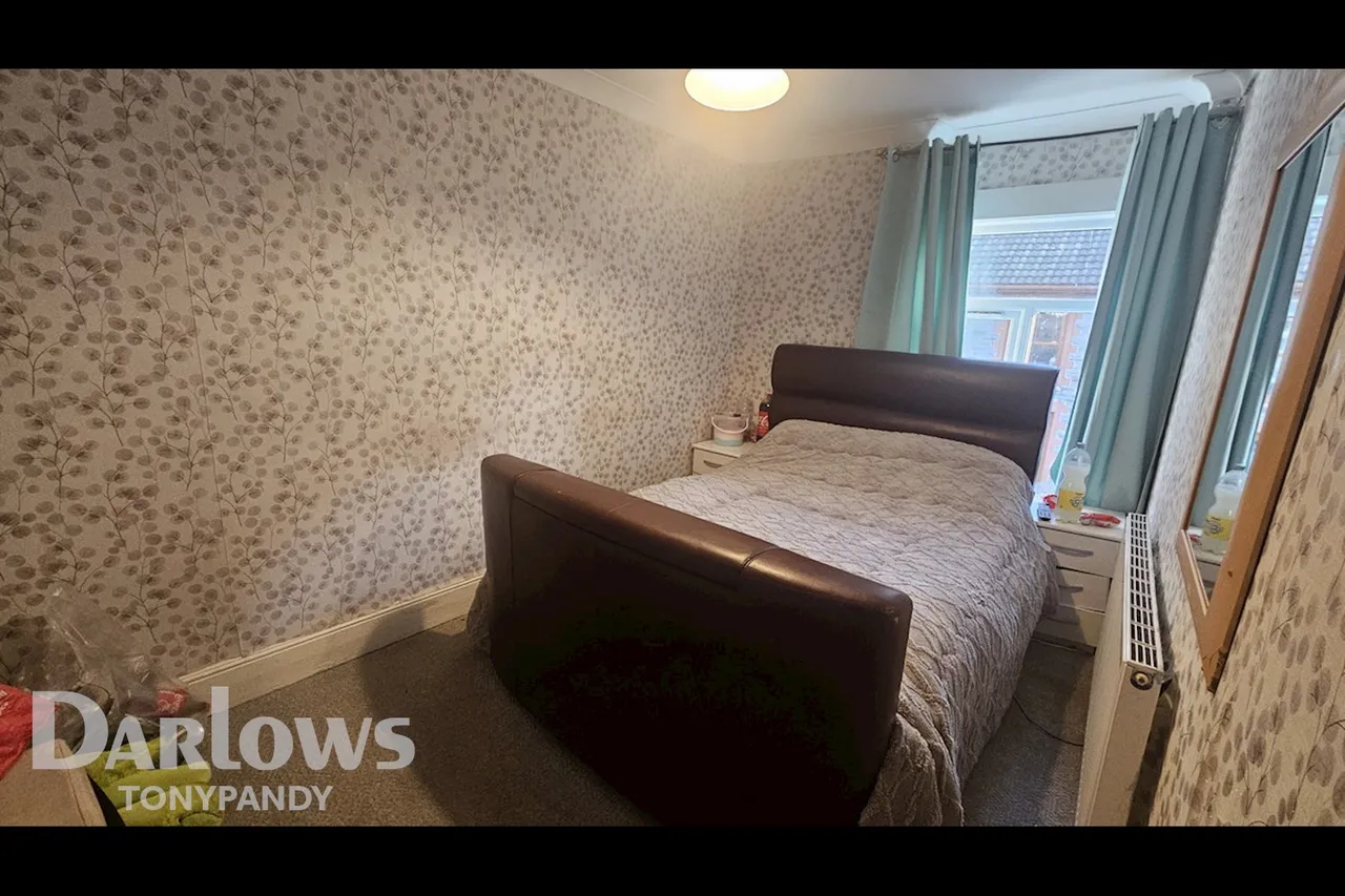 Ynyscynon Road, Trealaw, CF40, photo 11
