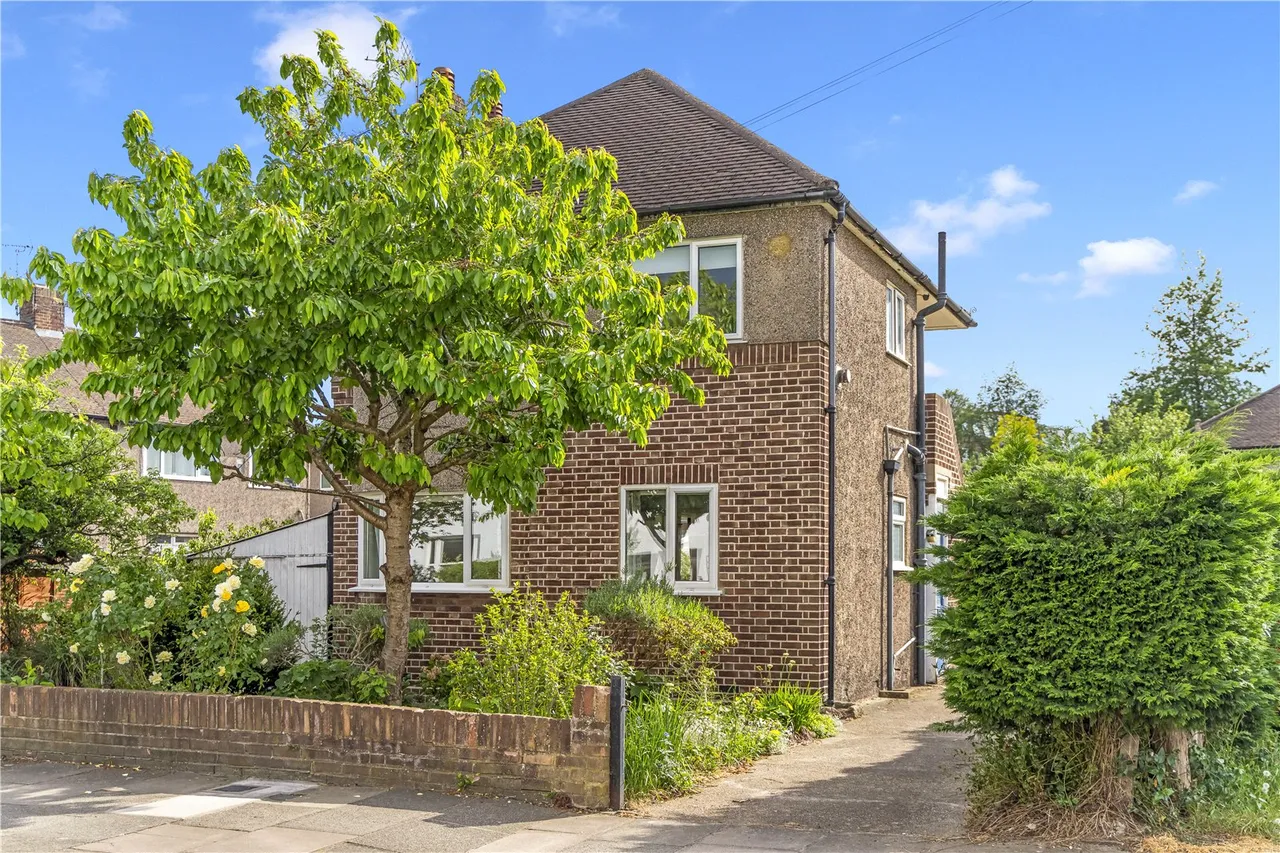 2 bed flat for sale — Beauchamp Road, Twickenham, TW1 3JD
