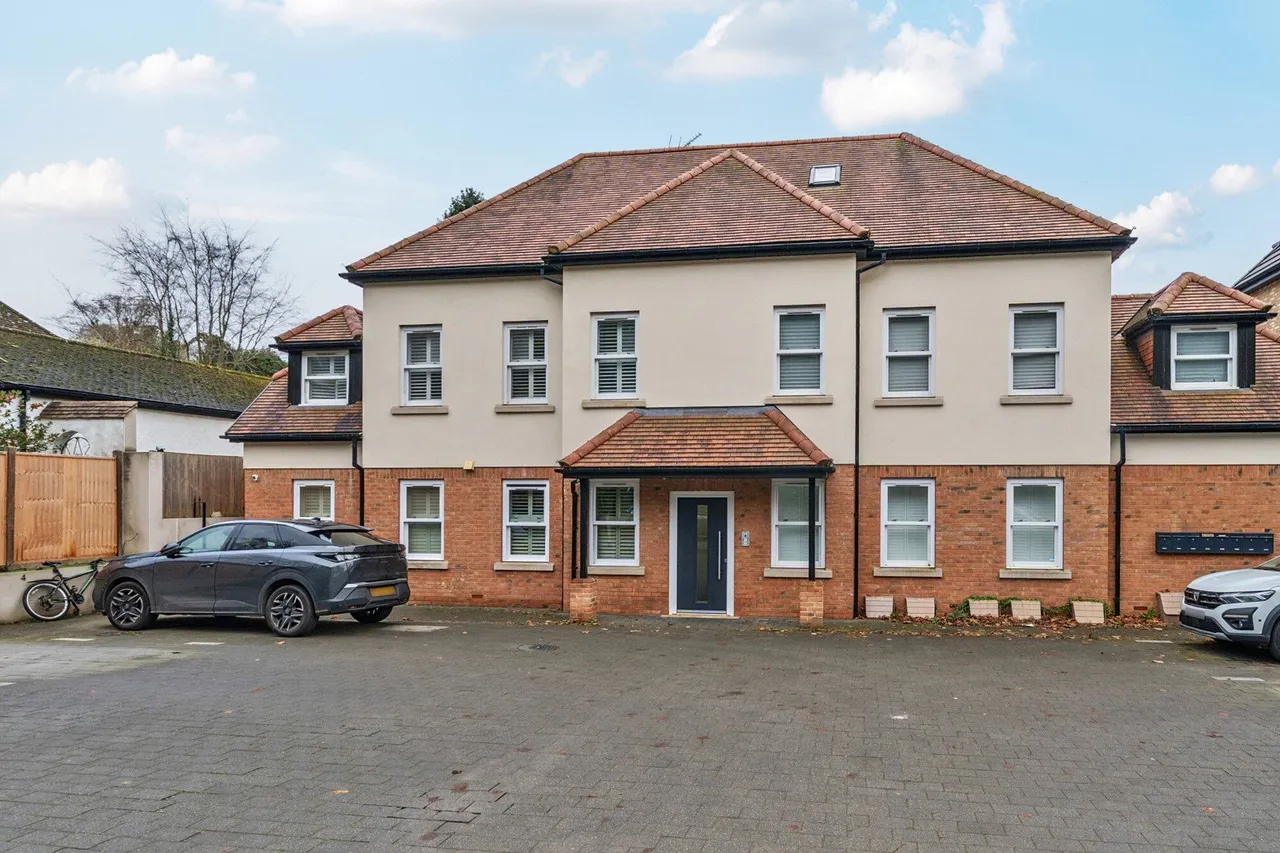 Croham Valley Road, CR2, photo 15