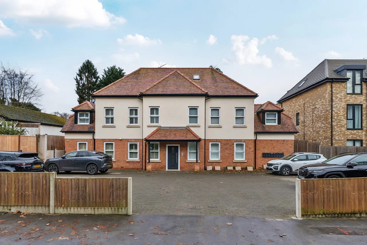 2 bed flat for sale — Croham Valley Road, CR2