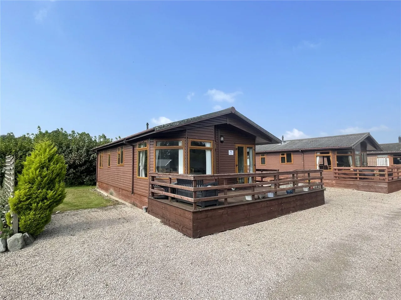 2 bed house for sale, Penrhos Park, Pont Robert