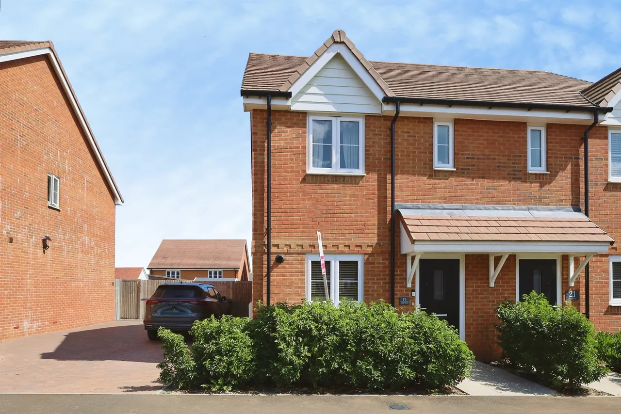 Clover Crescent, Hellingly, BN27, photo 16
