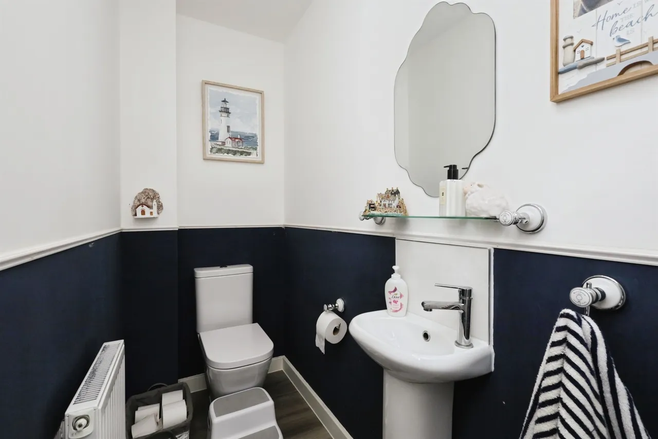 Clover Crescent, Hellingly, BN27, photo 6