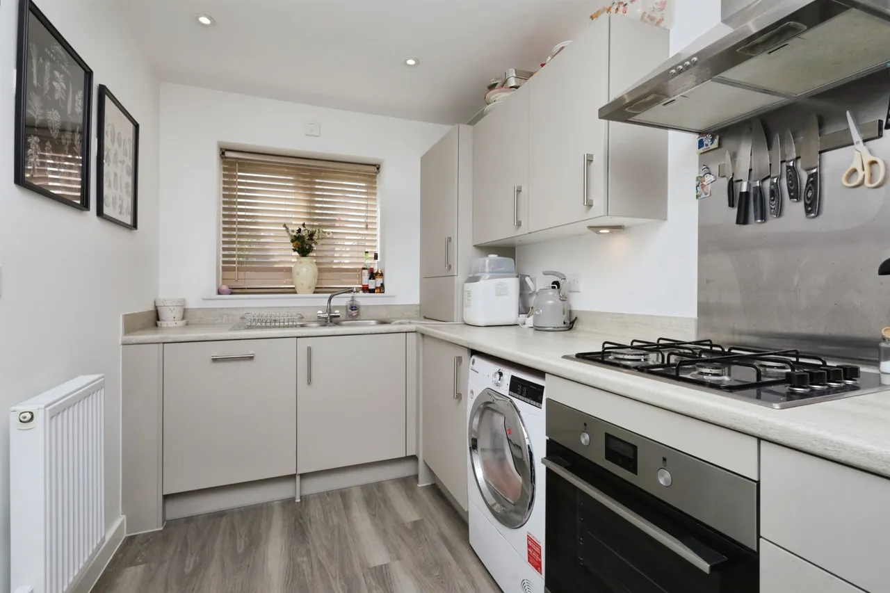 Clover Crescent, Hellingly, BN27, photo 4