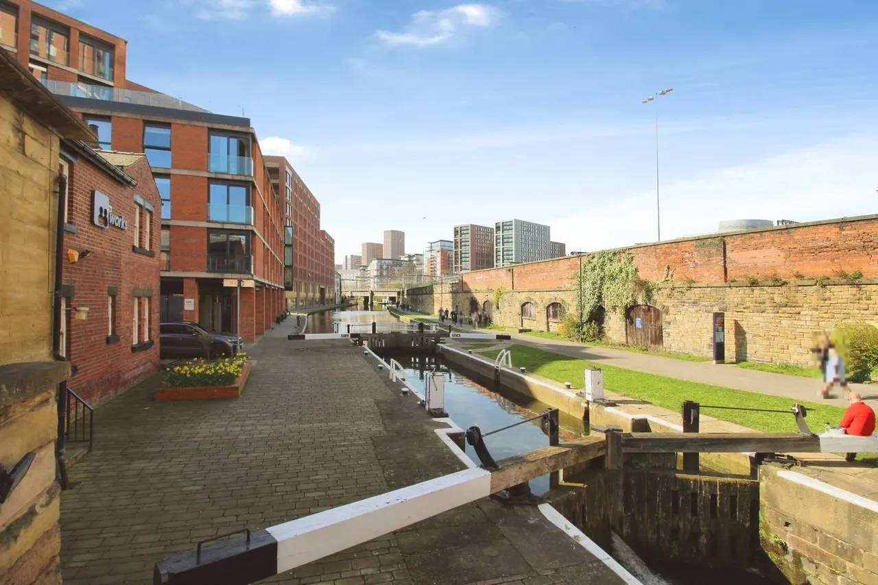 Wharf Approach, LEEDS, West Yorkshire, LS1, photo 13