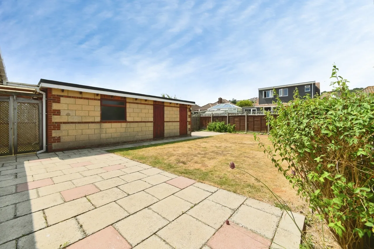 Saltdean Vale, Saltdean, BN2, photo 24