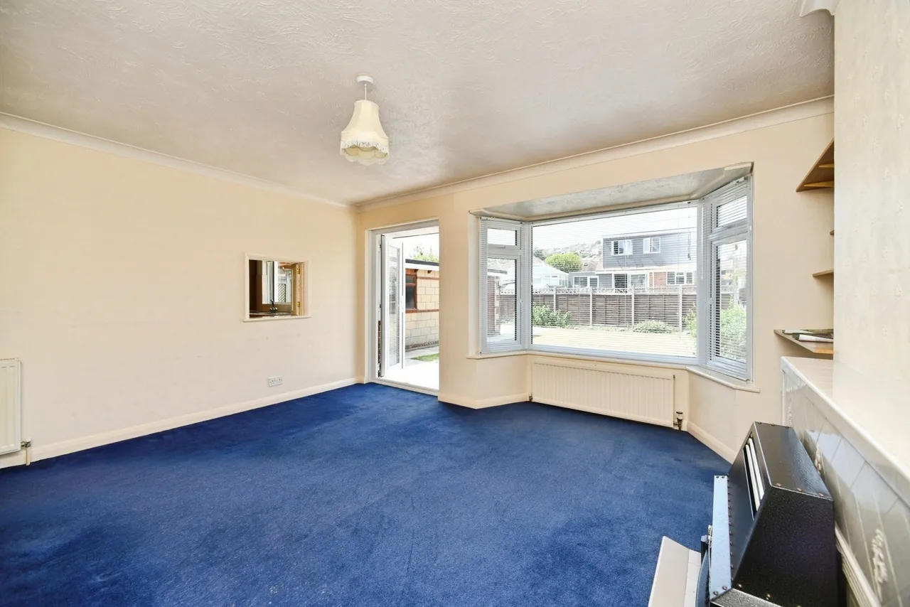 Saltdean Vale, Saltdean, BN2, photo 13