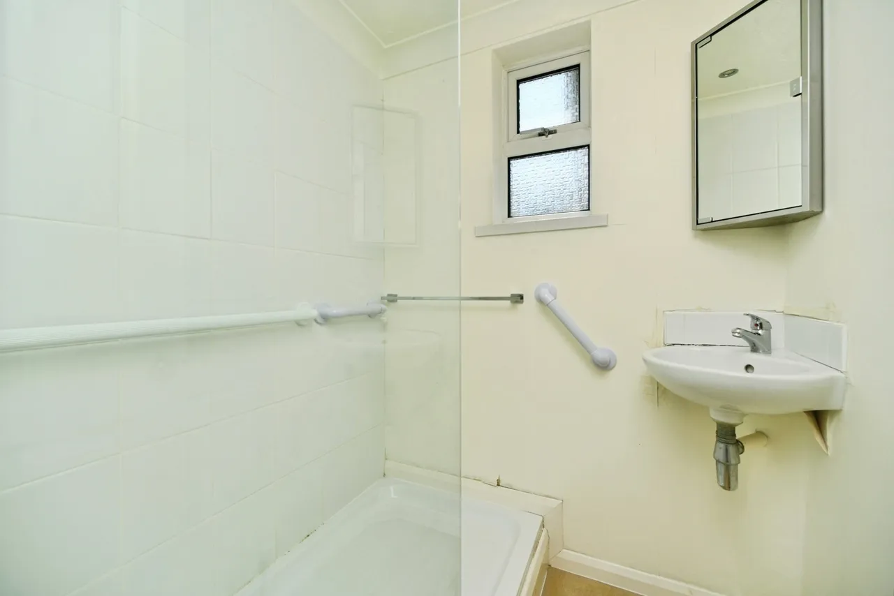 Saltdean Vale, Saltdean, BN2, photo 10