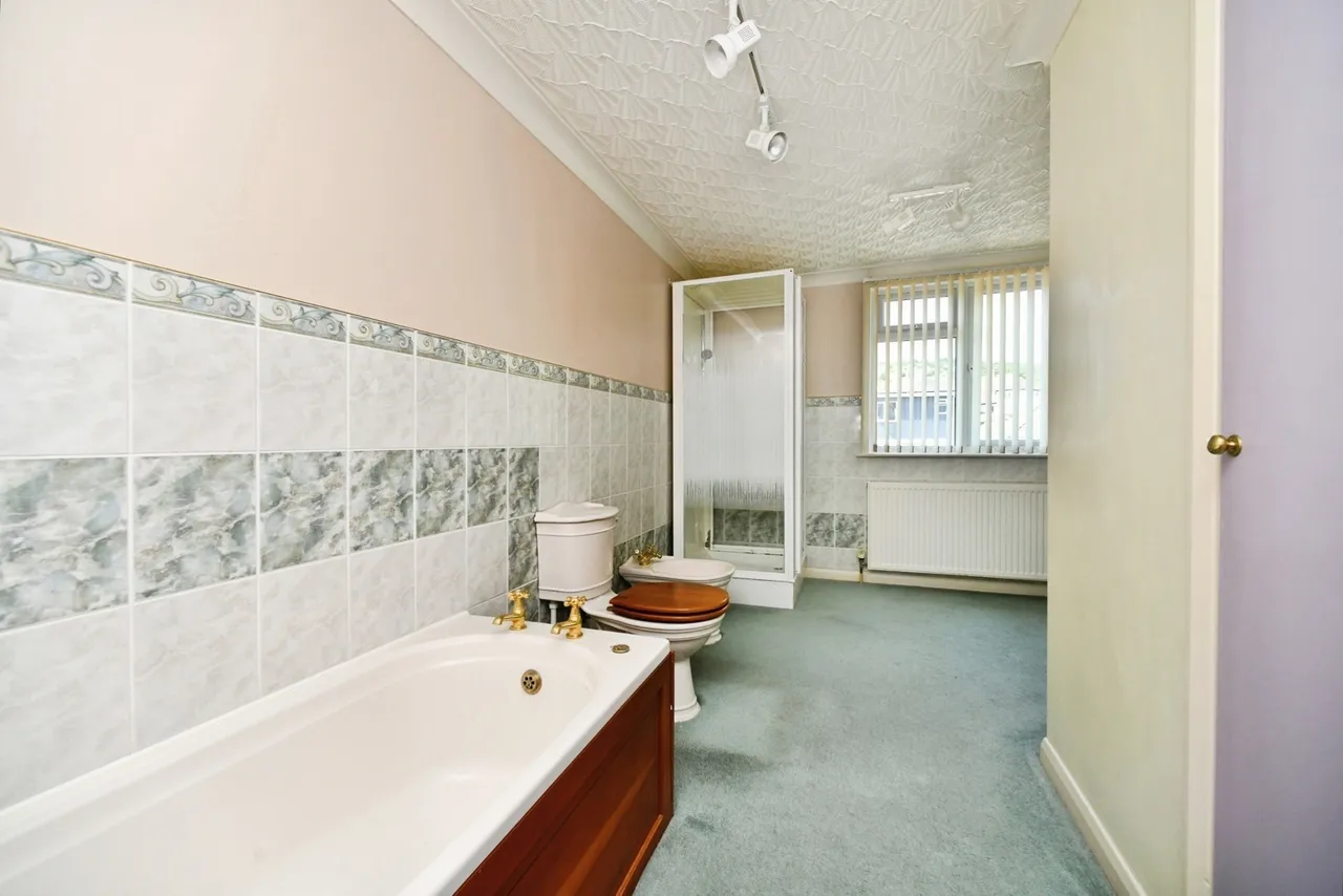 Saltdean Vale, Saltdean, BN2, photo 23