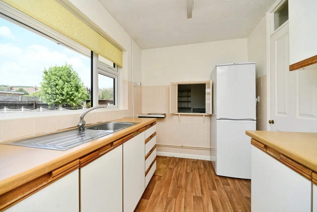 Saltdean Vale, Saltdean, BN2, photo 4
