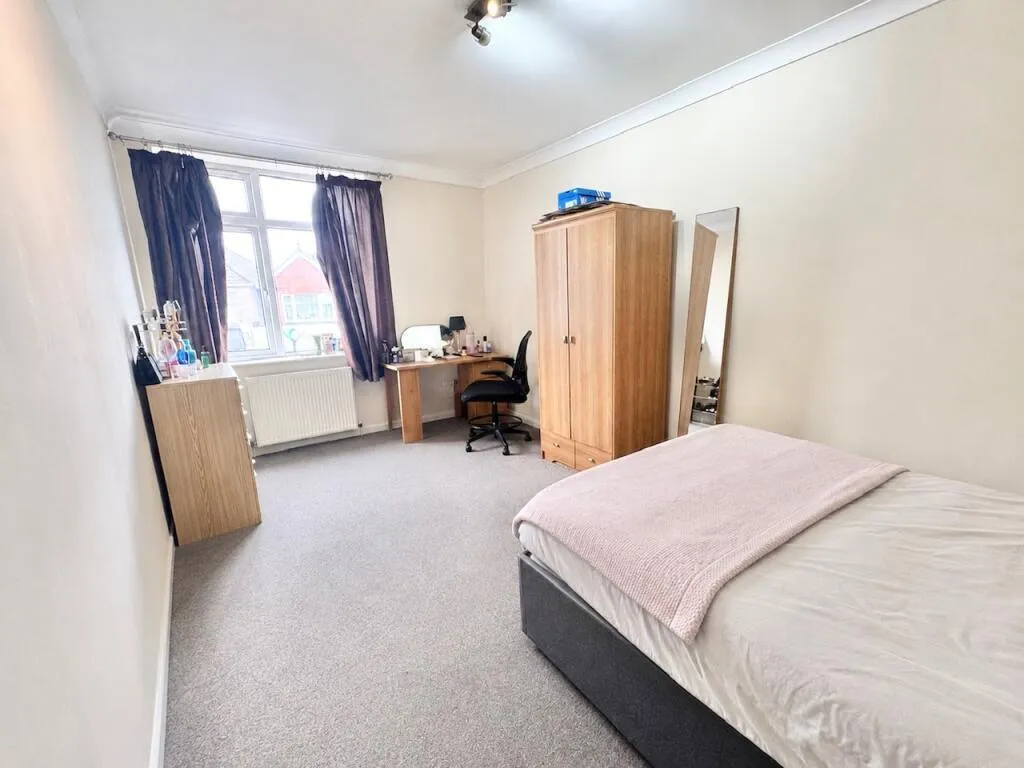 Wimborne Road, BOURNEMOUTH BH9, photo 2