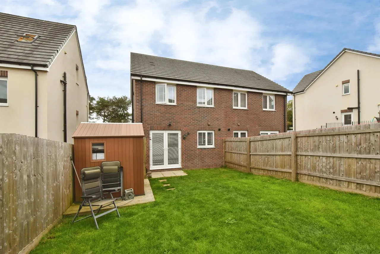 Carn Y Cefn Ebbw Vale, NP23, photo 12
