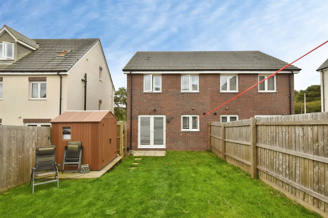 Carn Y Cefn Ebbw Vale, NP23, photo 28