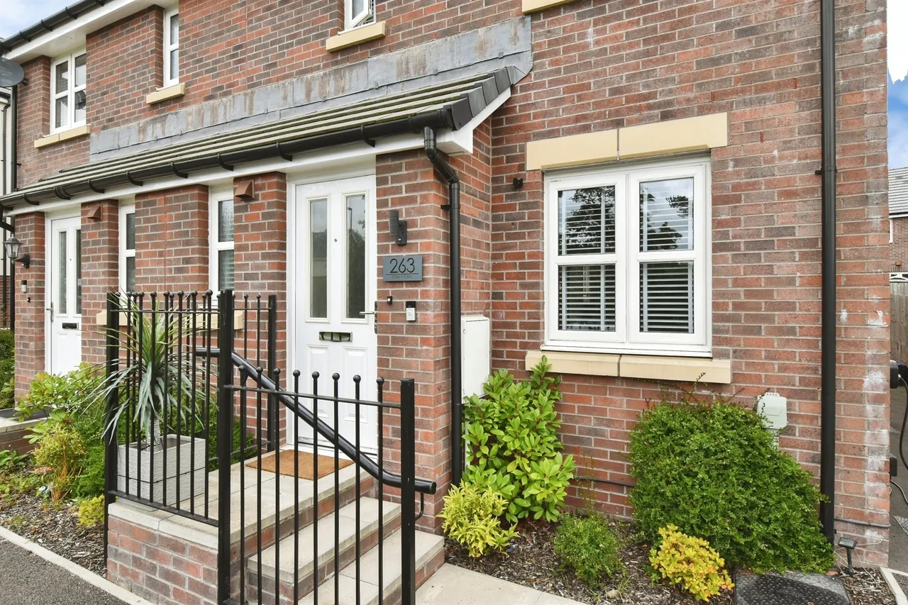 Carn Y Cefn Ebbw Vale, NP23, photo 32