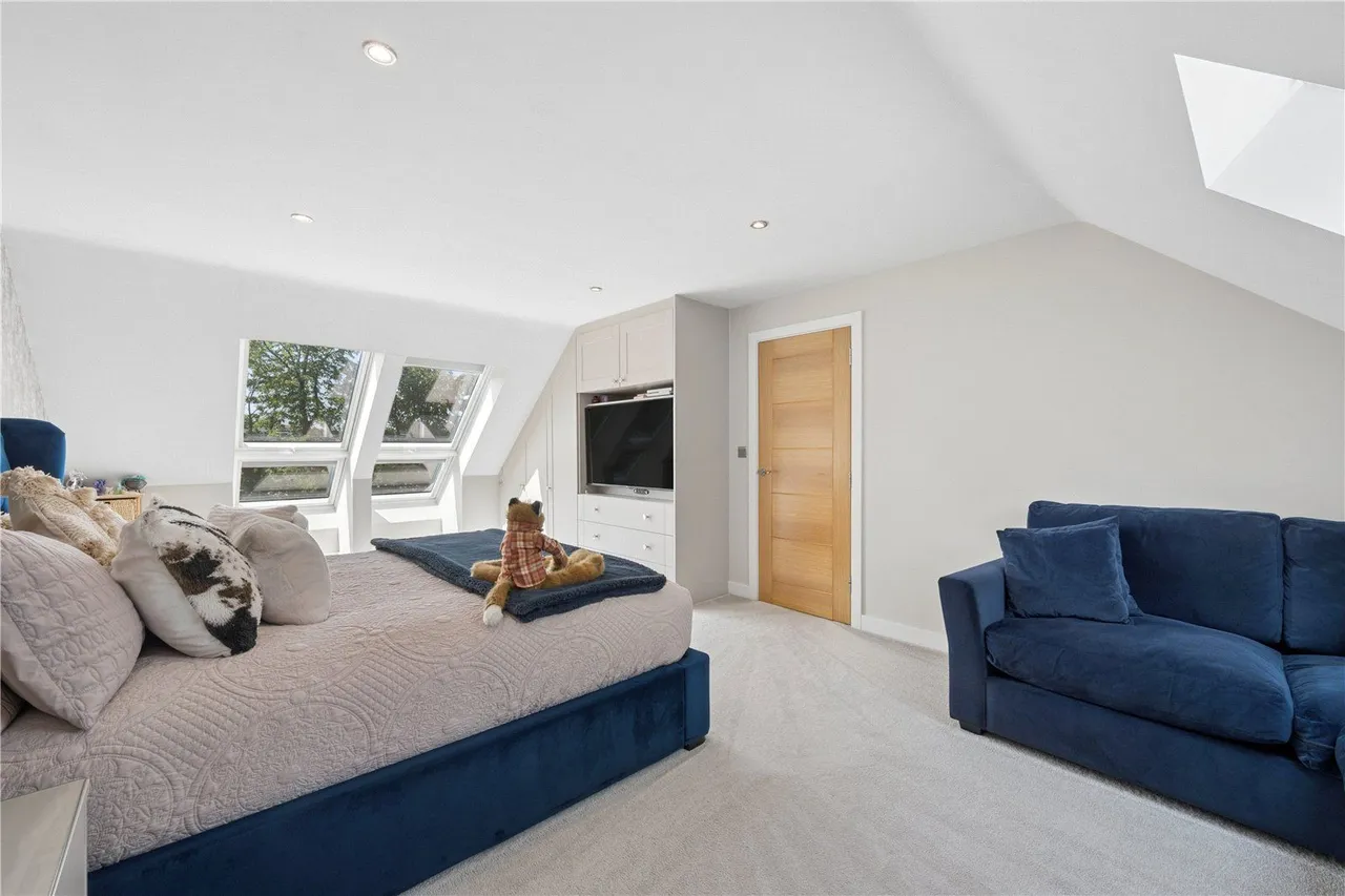 Knowl Park Gardens, Mirfield, WF14, photo 25