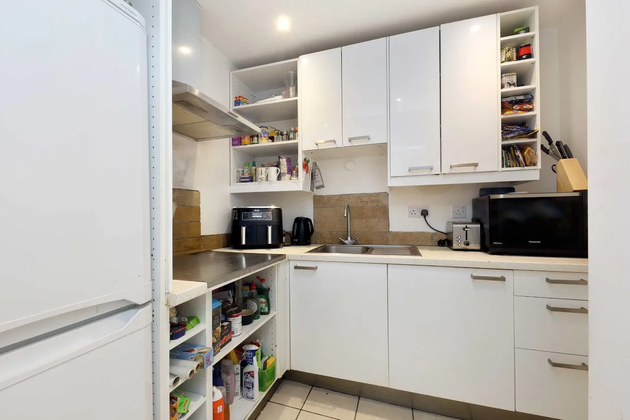 Kingswood Road, Penn, HP10, photo 15