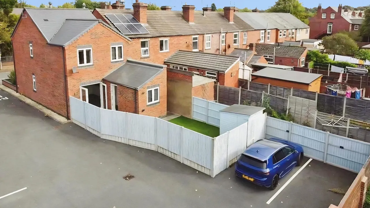 Northumberland Avenue, Kidderminster, DY11, photo 2