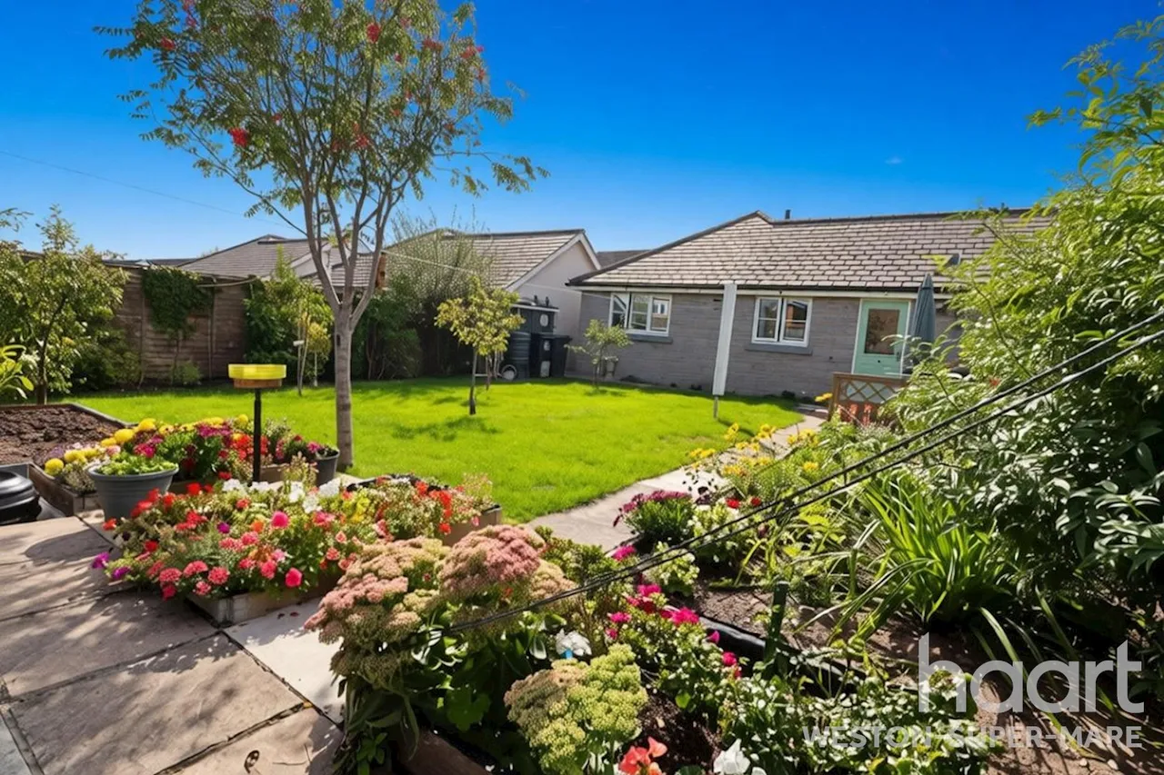 Myrtle Tree Crescent, Weston-Super-Mare, BS22, photo 18