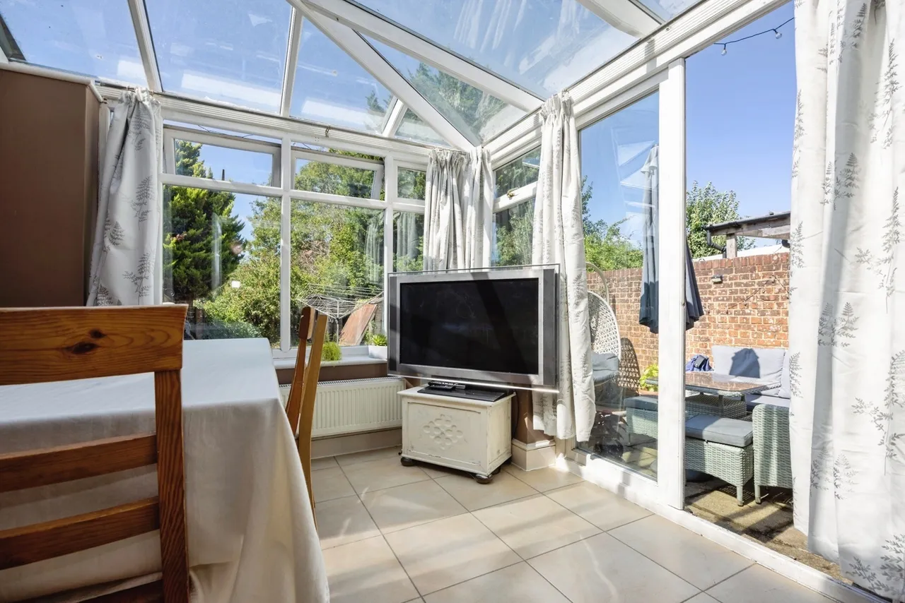 Grange Road, Farnham, GU10, photo 18