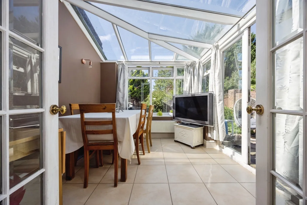 Grange Road, Farnham, GU10, photo 6