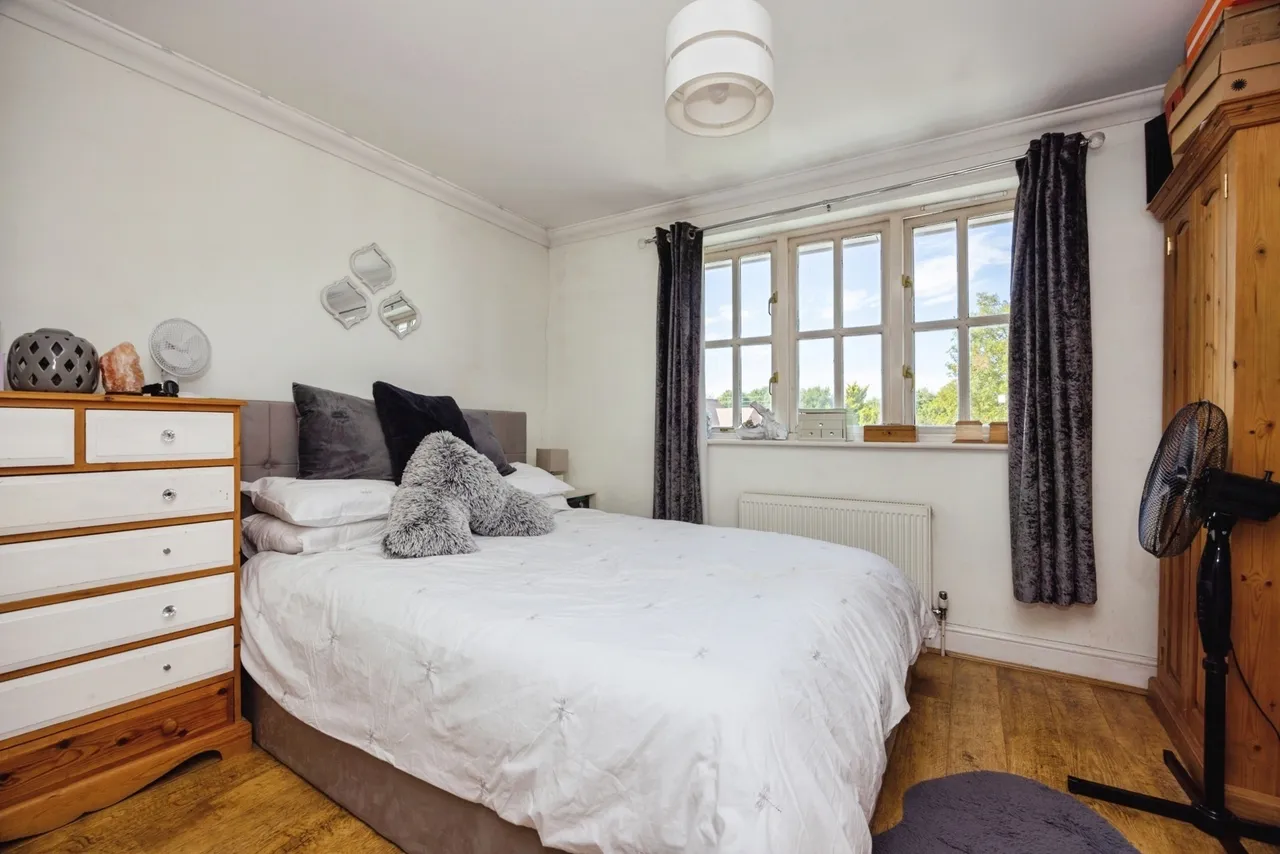 Grange Road, Farnham, GU10, photo 8