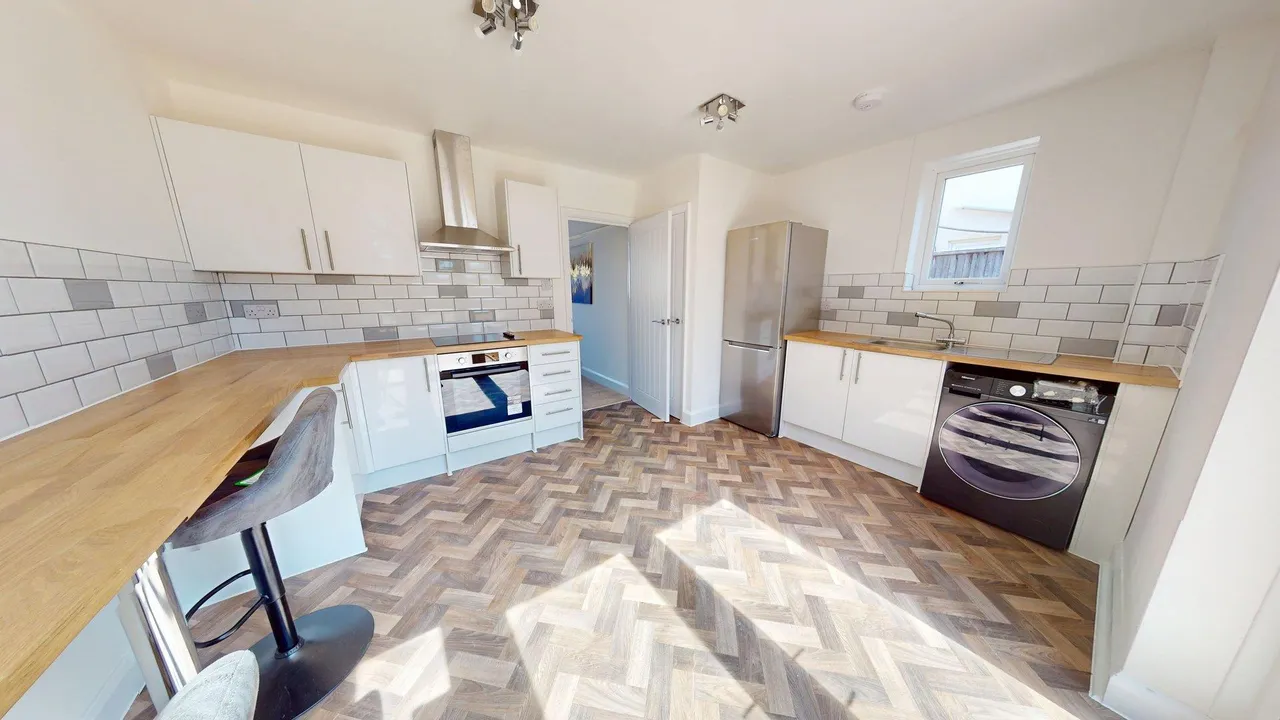 Besselsleigh Road, Wootton, OX13, photo 3