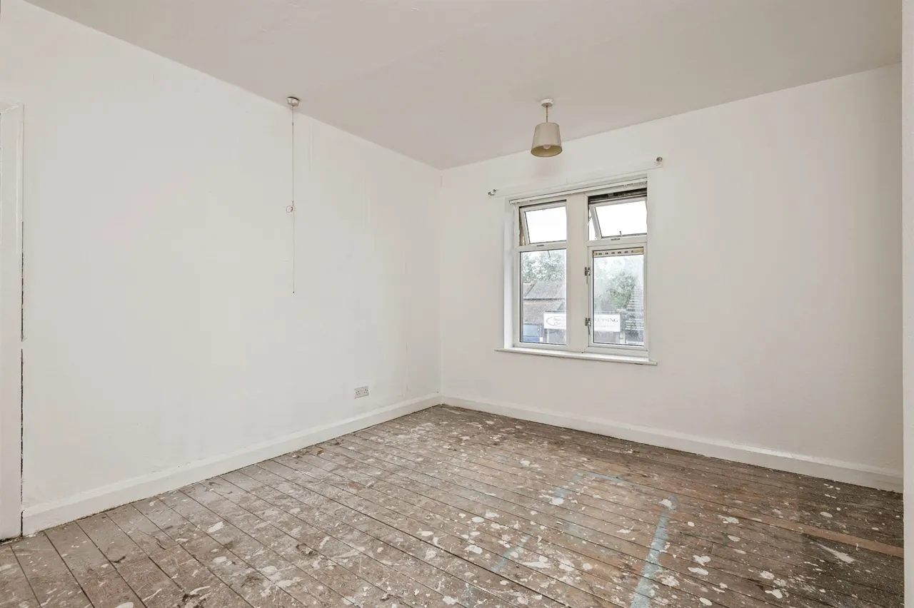 Blackmoorfoot Road, Huddersfield, photo 8