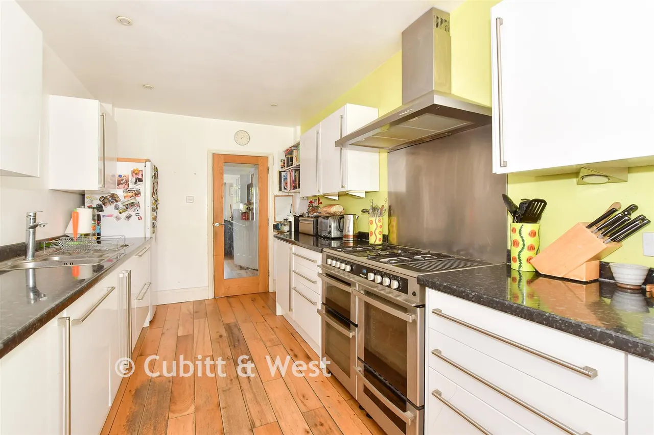 Ford Road, Arundel, BN18, photo 10