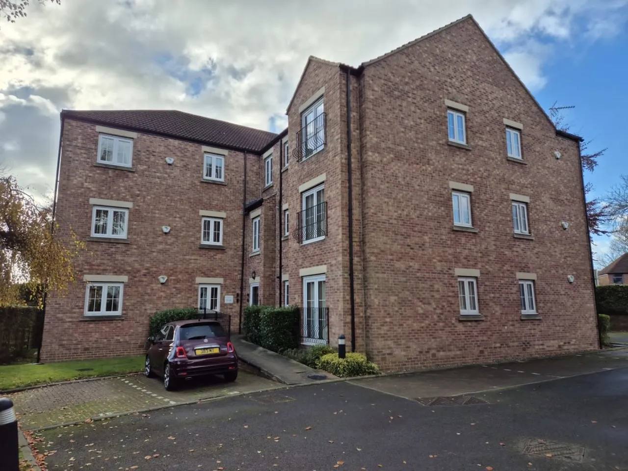 Woodlands, Rotherham, photo 4