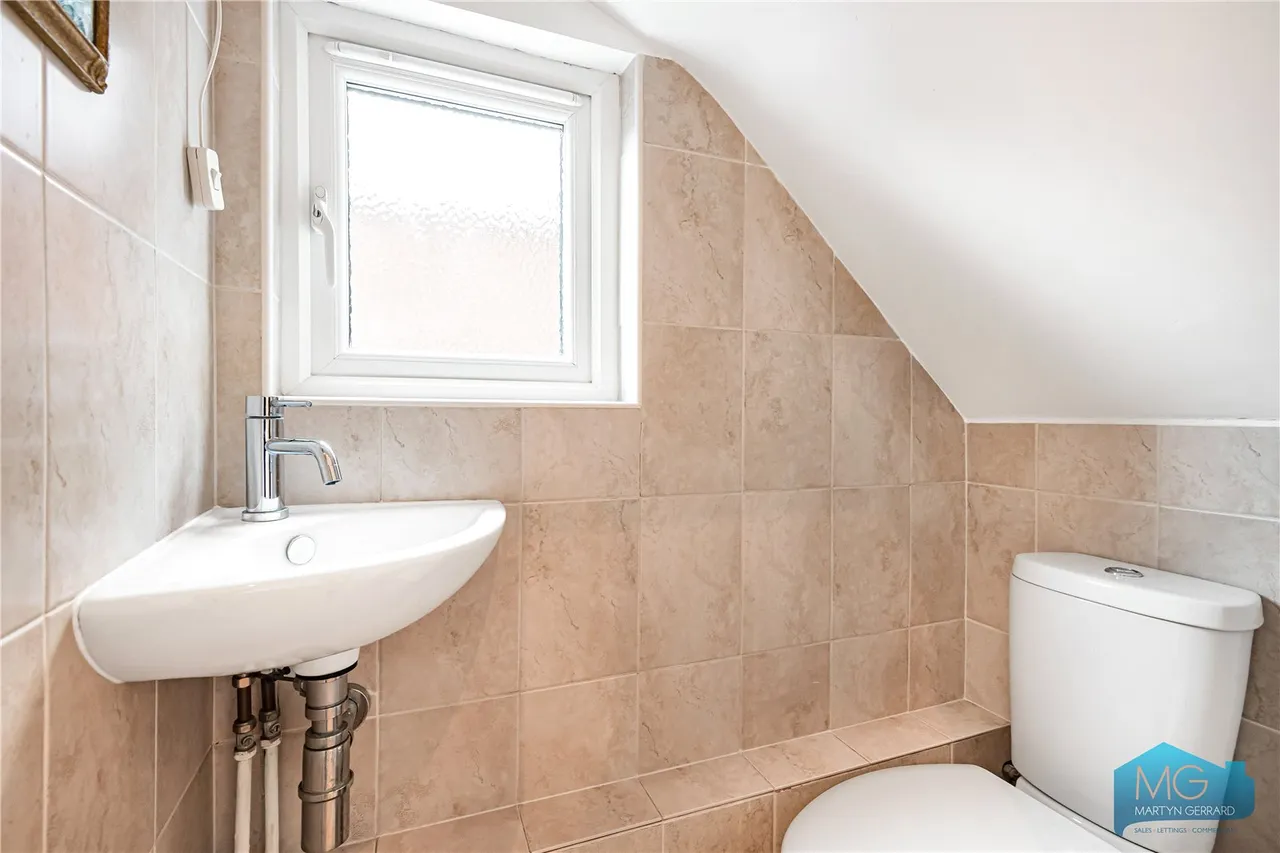 Coppetts Road, London, N10, photo 10