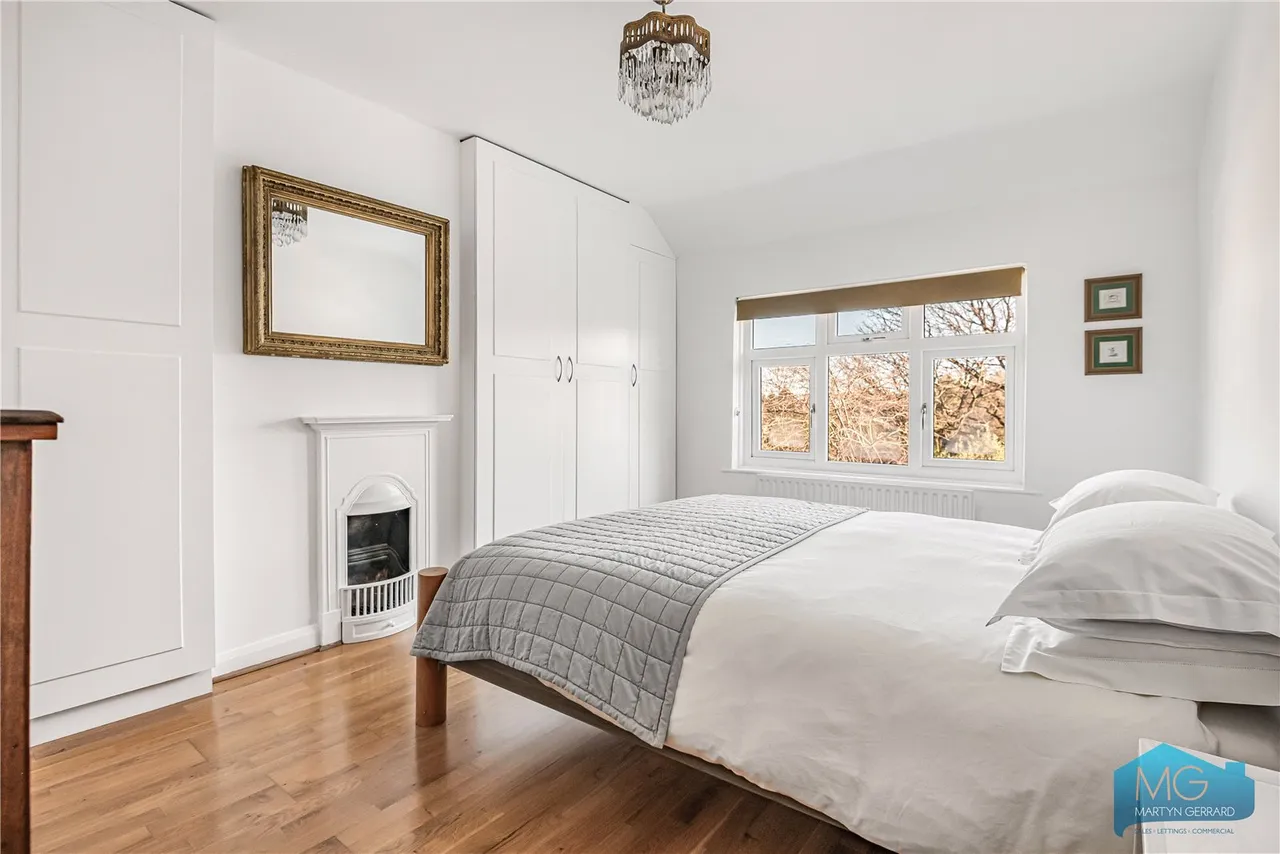 Coppetts Road, London, N10, photo 14