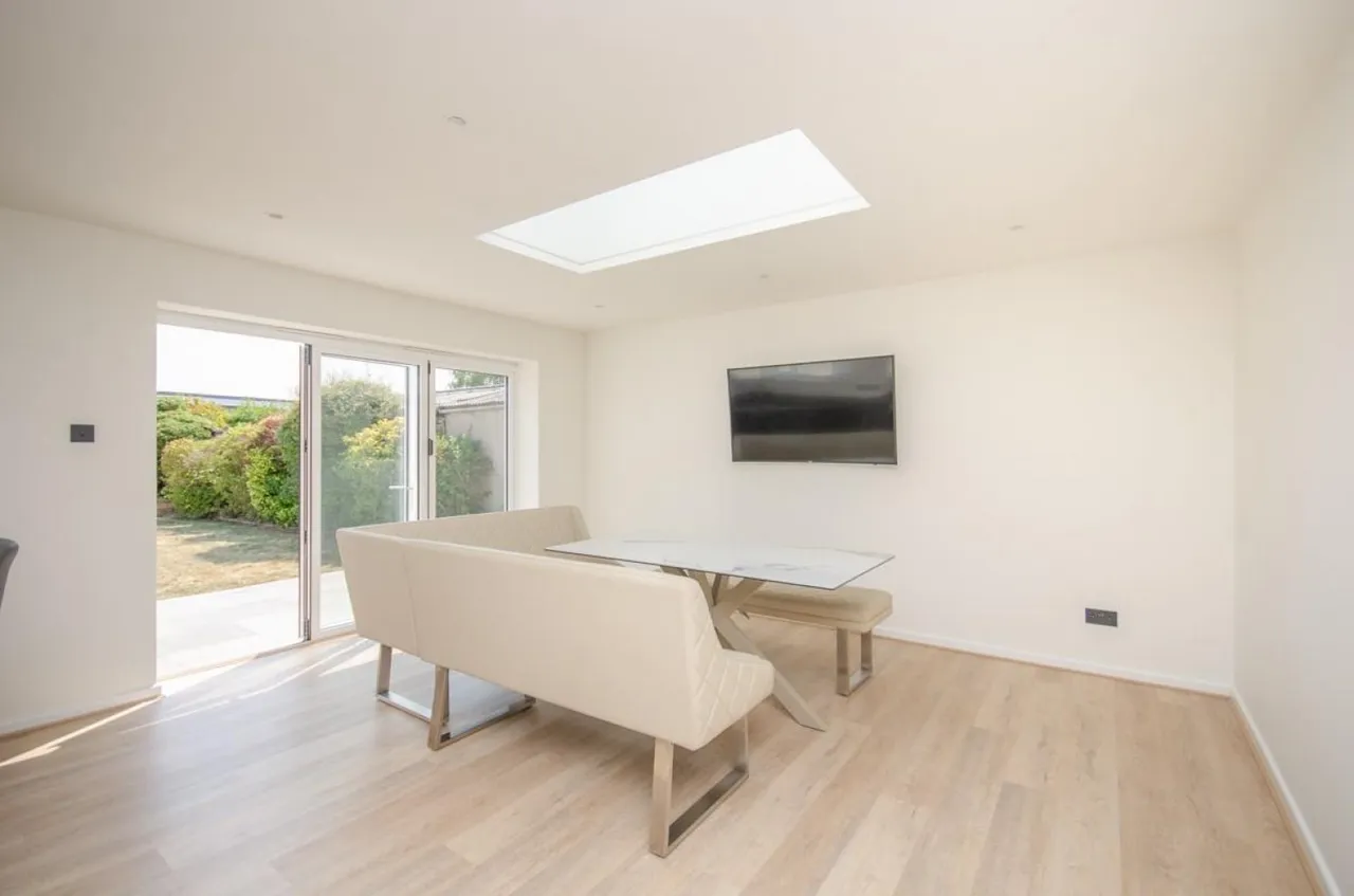Sandringham Avenue, Downend, BS16, photo 9
