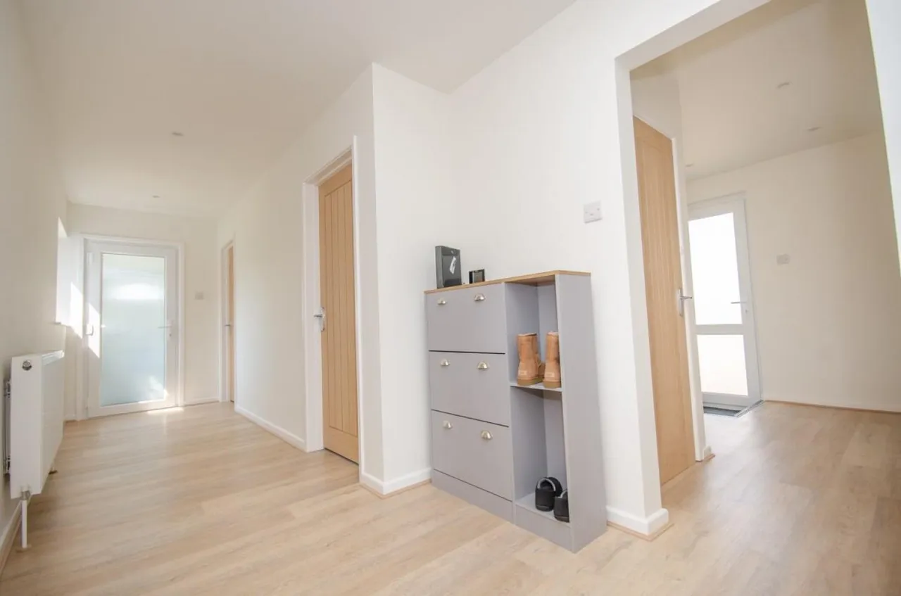 Sandringham Avenue, Downend, BS16, photo 12