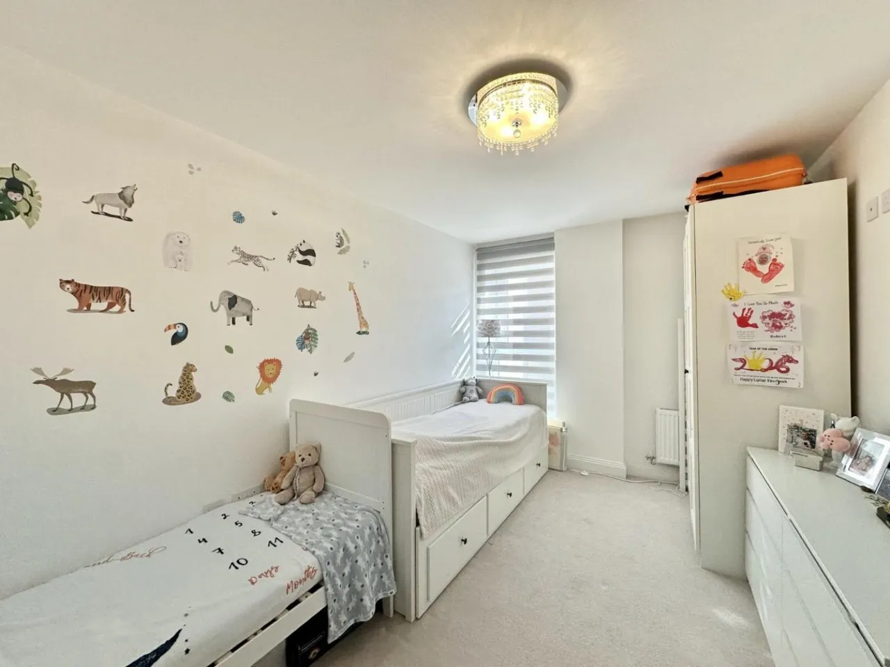 Perkins Gardens, Ickenham, UB10, photo 8