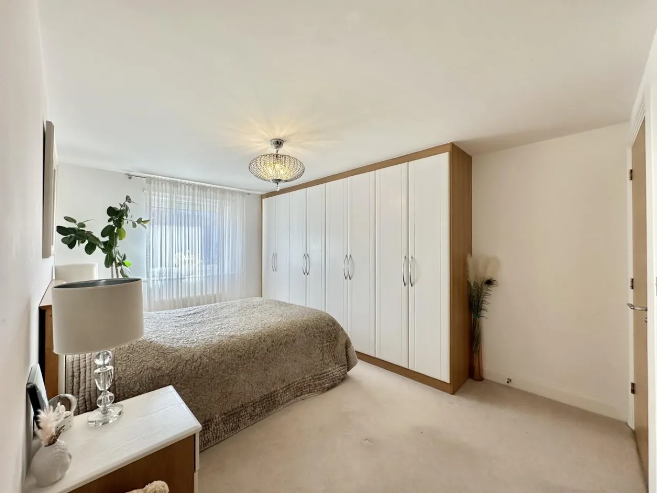 Perkins Gardens, Ickenham, UB10, photo 6