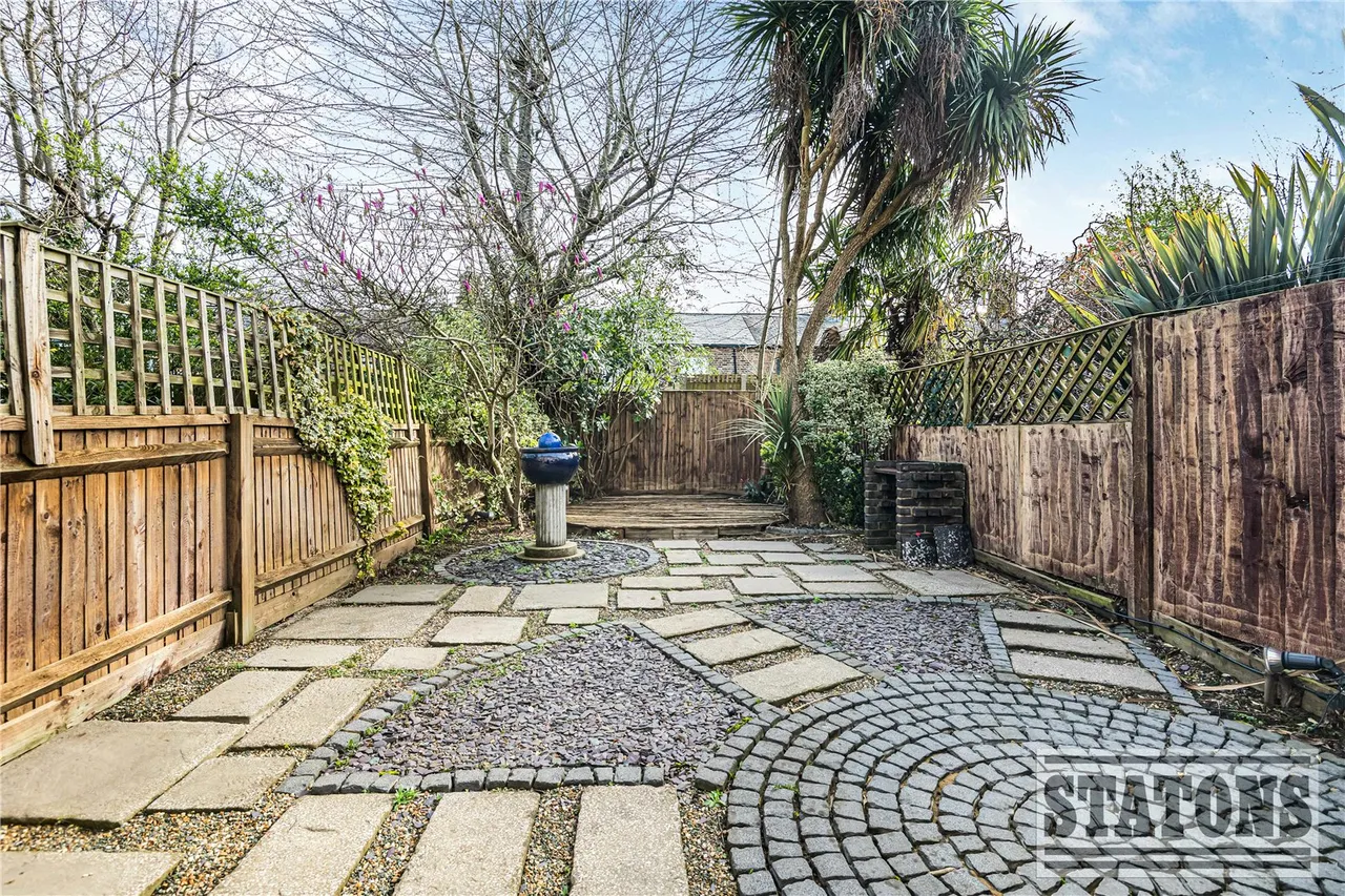 Sovereign Mews, Hadley Wood, EN4 0JQ, photo 15