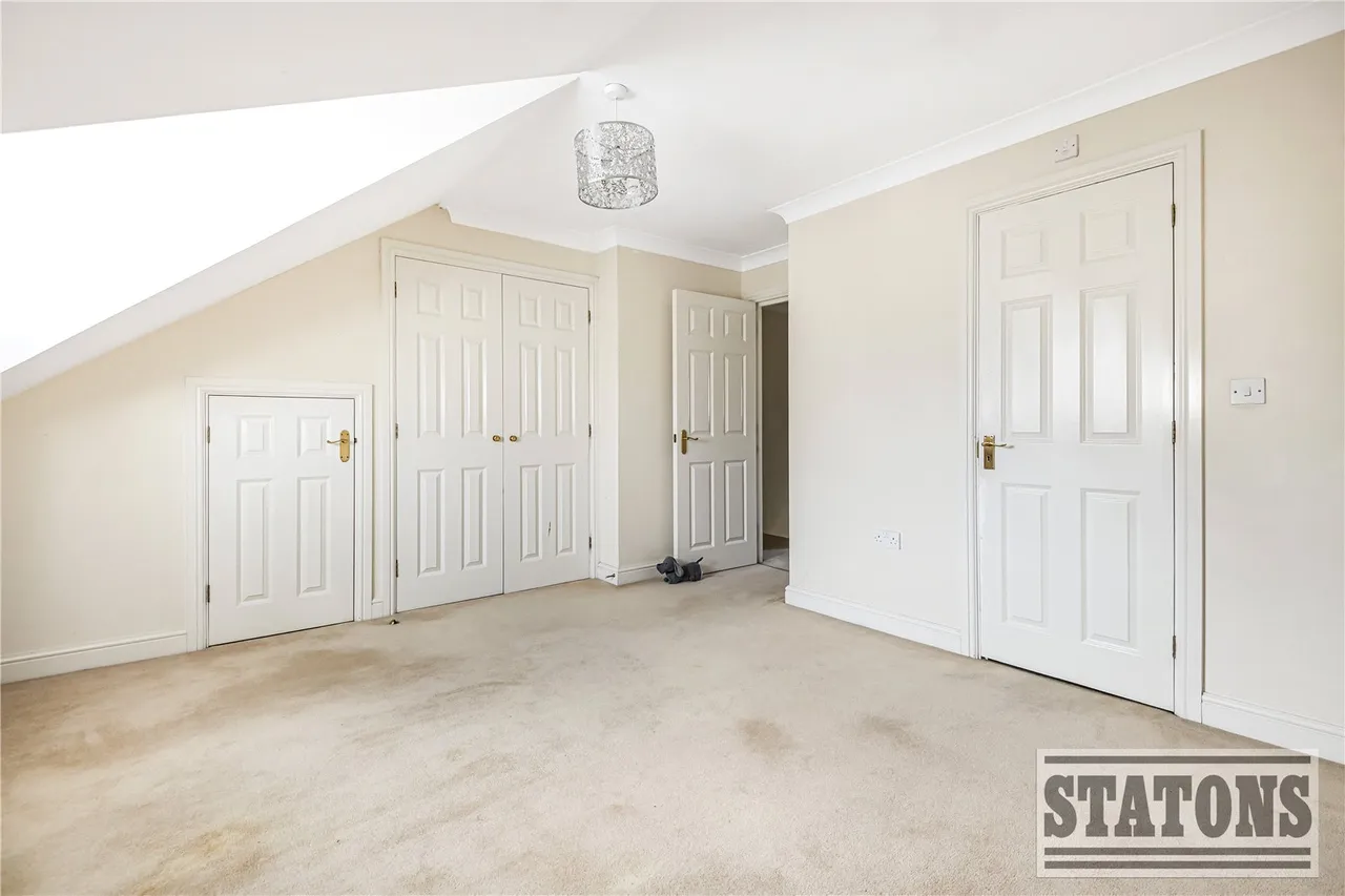 Sovereign Mews, Hadley Wood, EN4 0JQ, photo 11