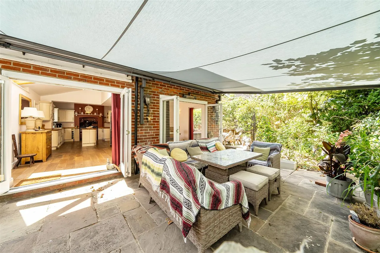Warsash Road, Titchfield Common, photo 23