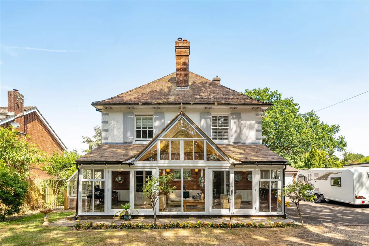 Warsash Road, Titchfield Common, photo 24