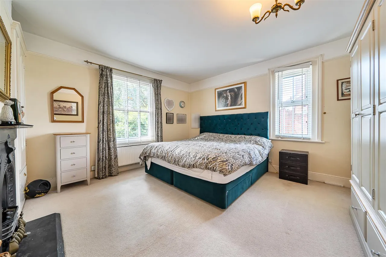 Warsash Road, Titchfield Common, photo 16
