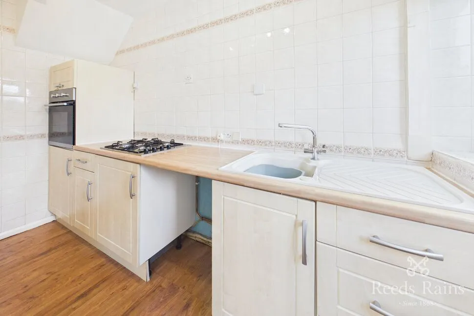 Garland Drive, Leeds, West Yorkshire, LS15, photo 12