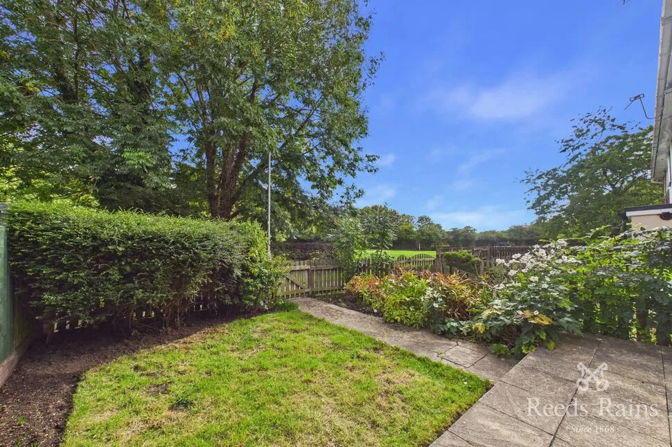 Garland Drive, Leeds, West Yorkshire, LS15, photo 3