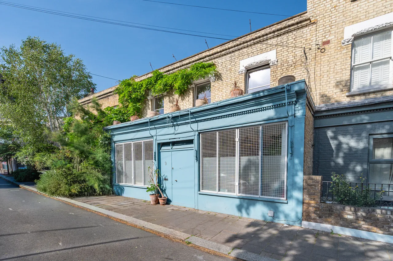 3 bed house for sale, London, SE5