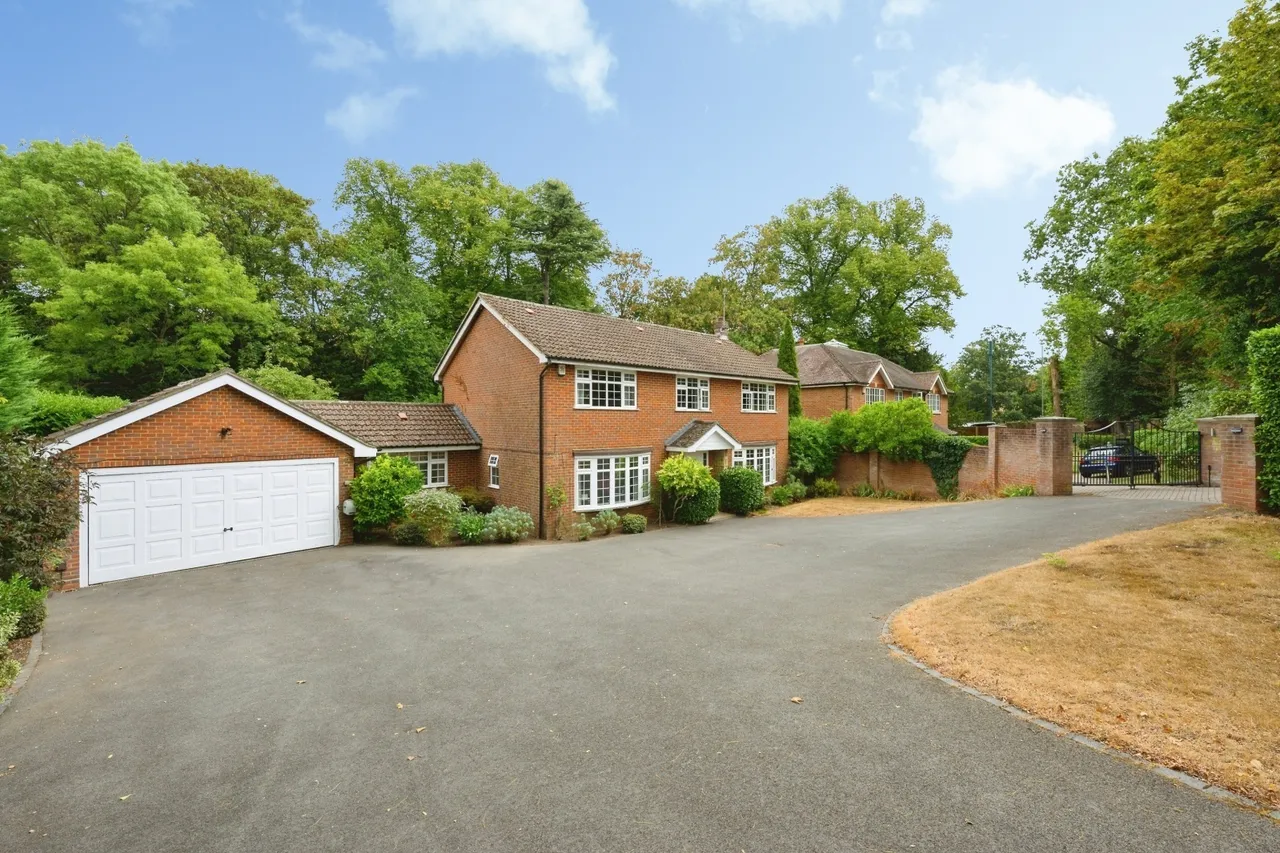 Headley Road, Leatherhead, KT22, photo 6