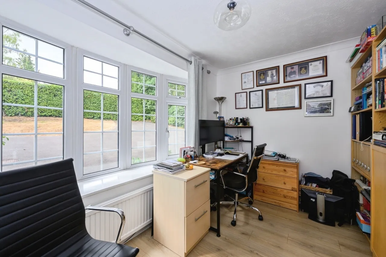 Headley Road, Leatherhead, KT22, photo 19