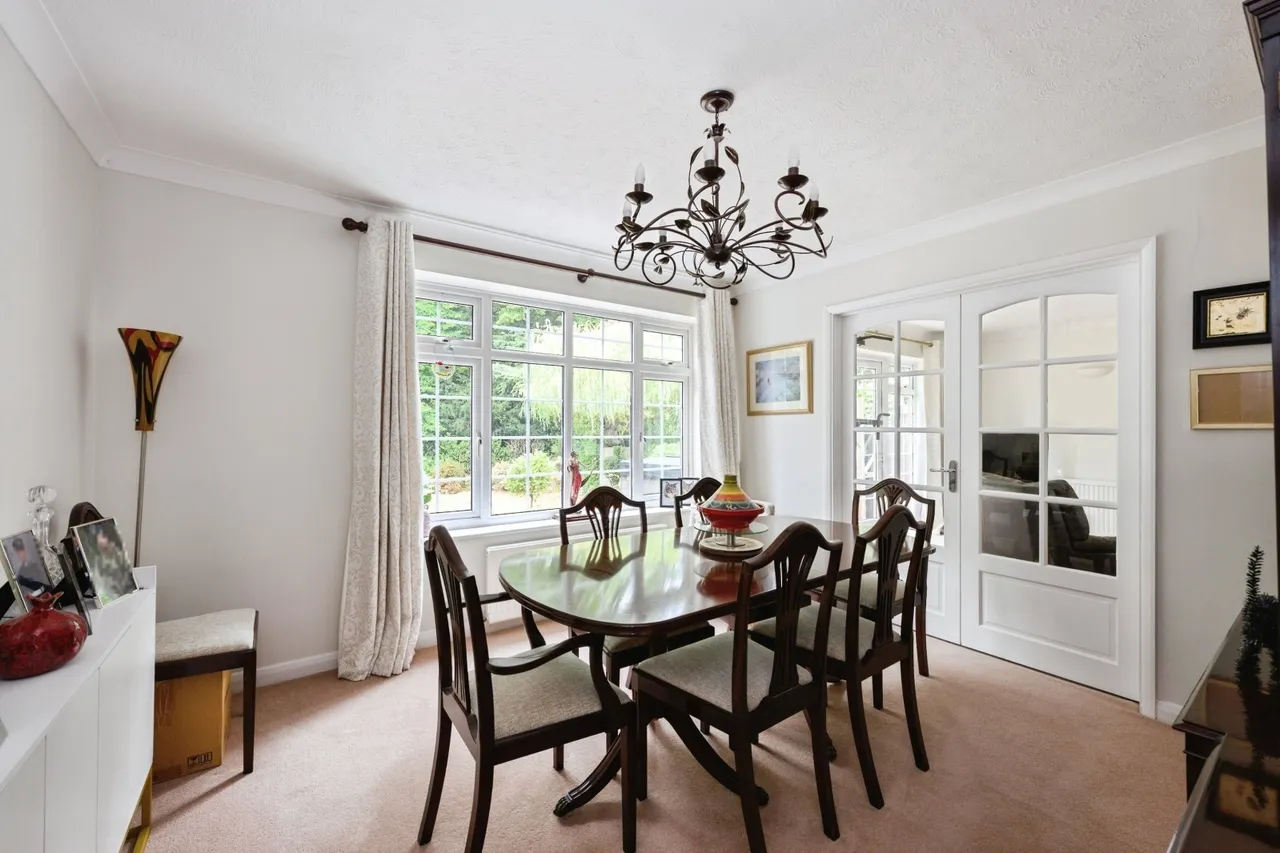 Headley Road, Leatherhead, KT22, photo 5