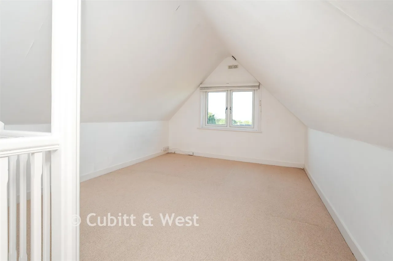 Smoke Lane, Reigate, RH2, photo 7