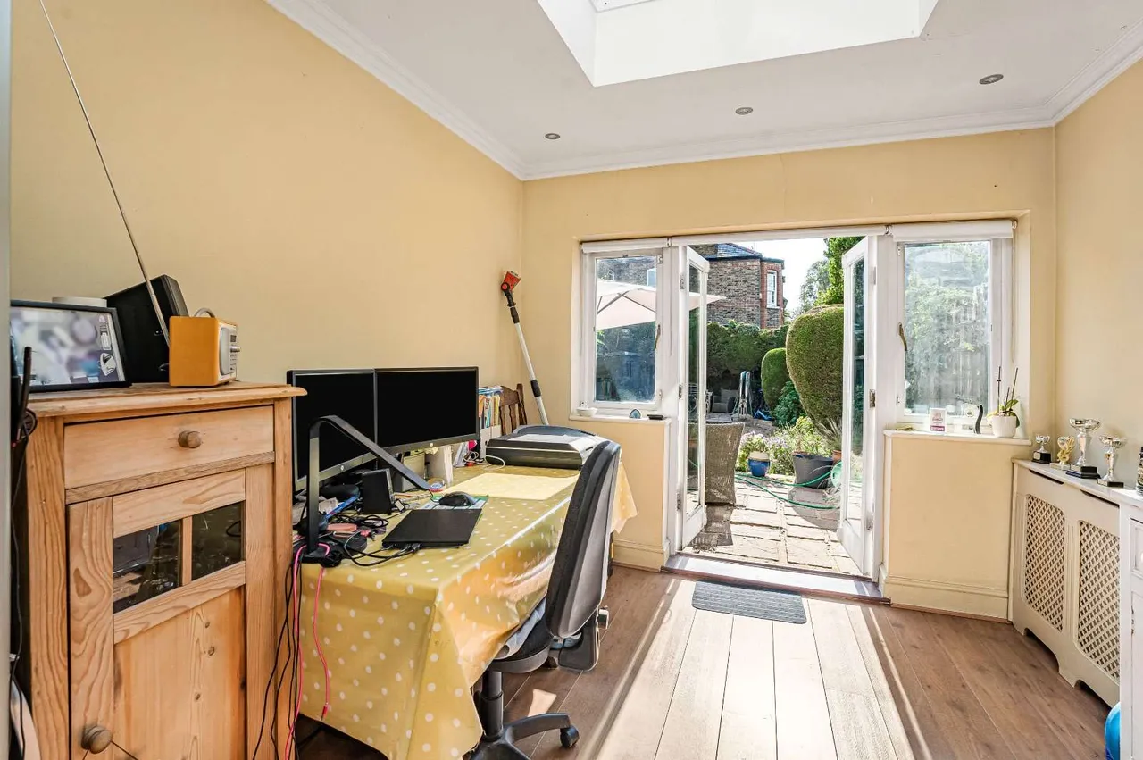 Twyford Avenue, Acton, W3 9QG, photo 11