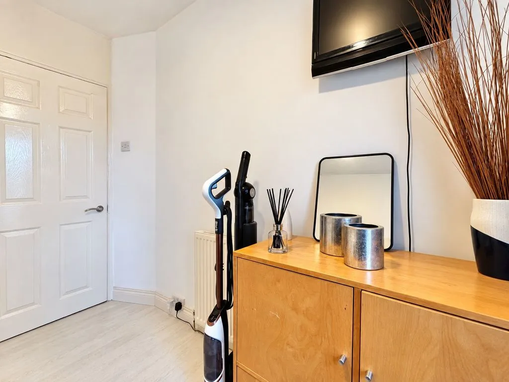 Rowdale Road, Great Barr, B42, photo 18